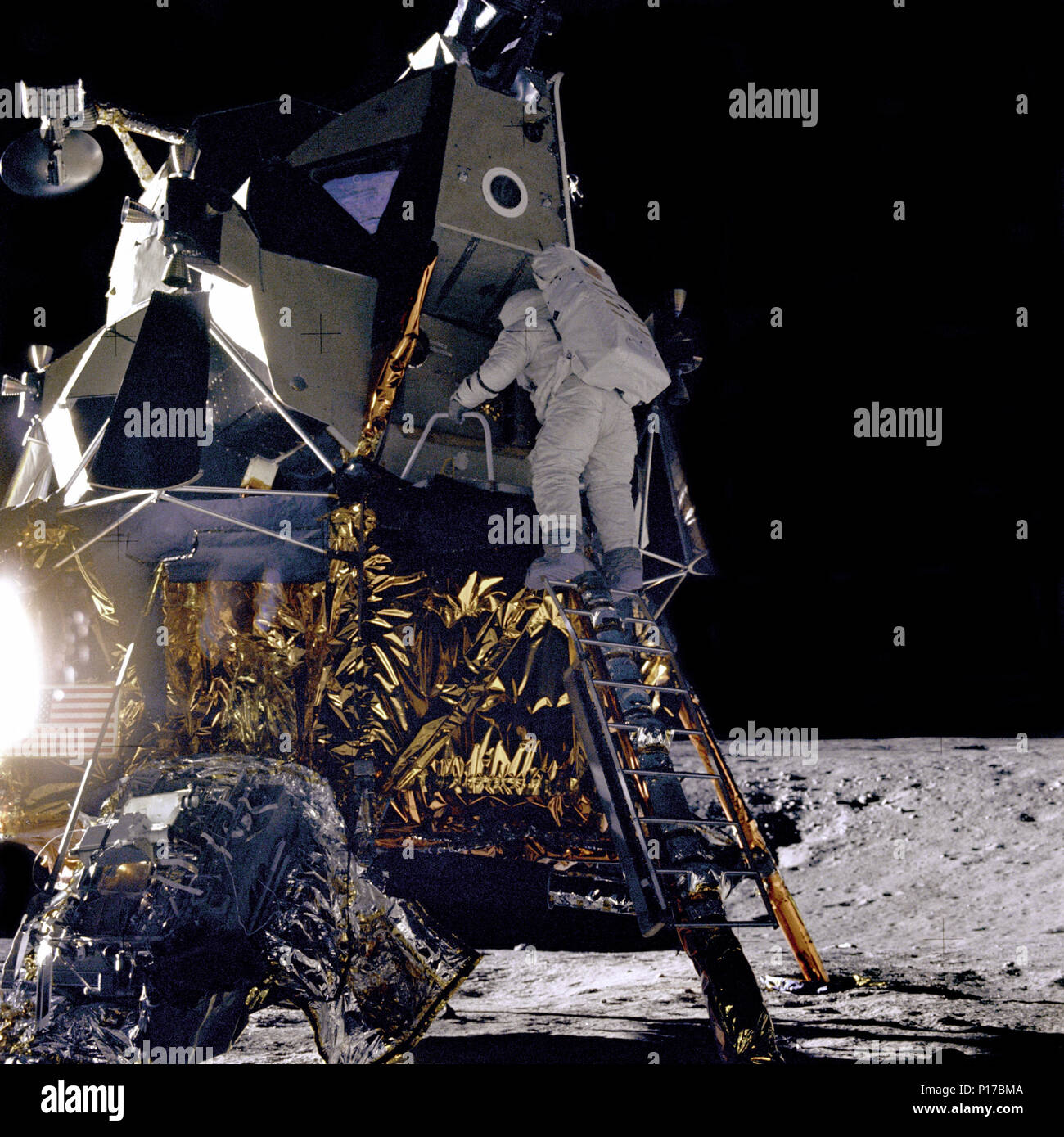 Alan bean apollo 12 intrepid lm lunar module moon moonwalk hi-res