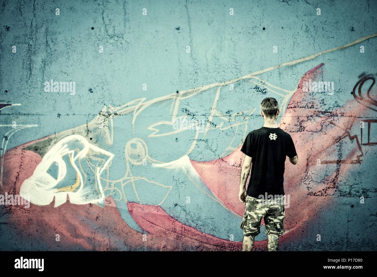 street art graffiti with spray can Stock Photo - Alamy