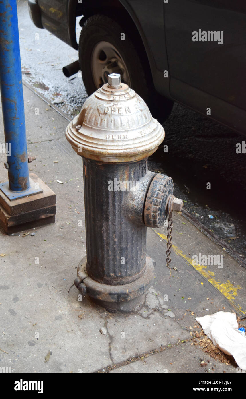 Fire hydrant in New York Stock Photo Alamy
