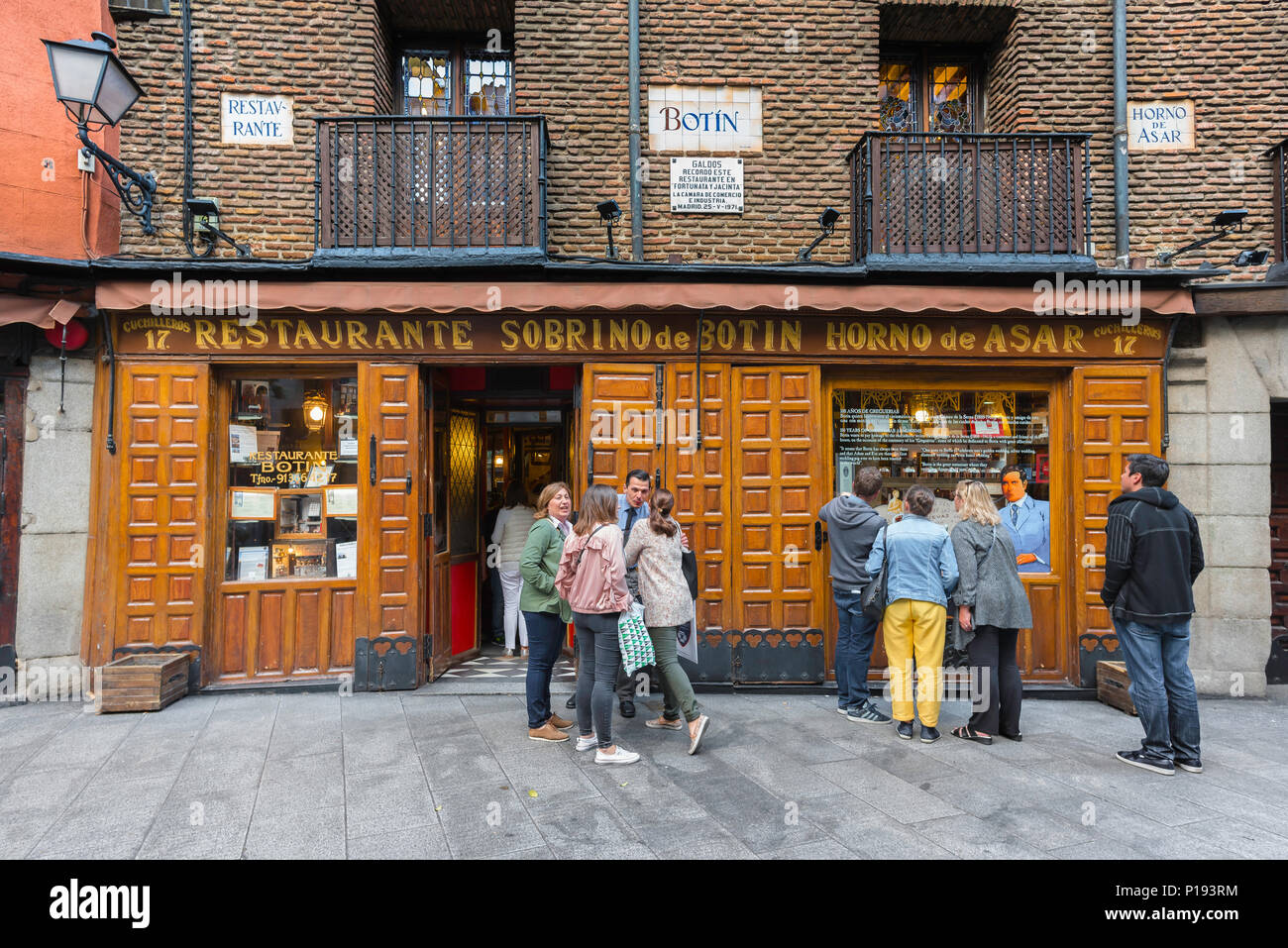 Botin Madrid, view of the El Botin restaurant in central Madrid, listed in  the Guinness Book Of Records as Europe's oldest restaurant, Spain Stock  Photo - Alamy