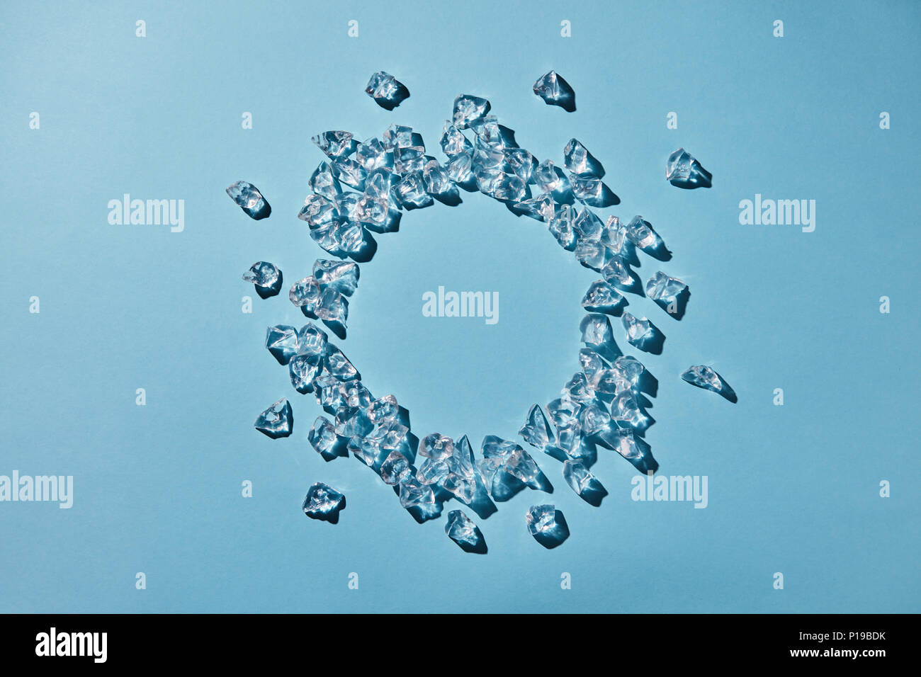 Round ice cube hi-res stock photography and images - Alamy