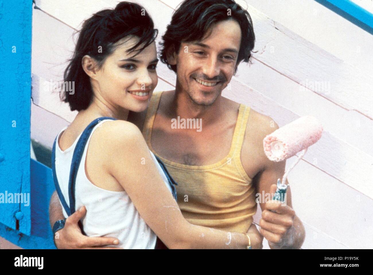 Original Film Title: 37°2 LE MATIN.  English Title: BETTY BLUE.  Film Director: JEAN-JACQUES BEINEIX.  Year: 1986.  Stars: JEAN-HUGUES ANGLADE; BEATRICE DALLE. Credit: CONSTELLATION-CARGO/ALIVE / Album Stock Photo