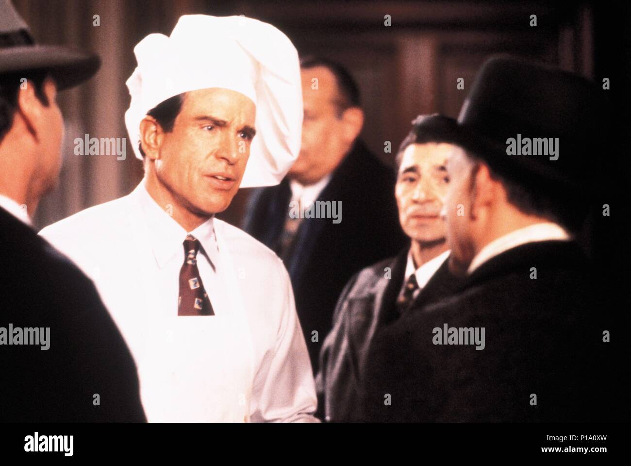 Original Film Title: BUGSY.  English Title: BUGSY.  Film Director: BARRY LEVINSON.  Year: 1991.  Stars: WARREN BEATTY. Credit: TRI STAR PICTURES / Album Stock Photo