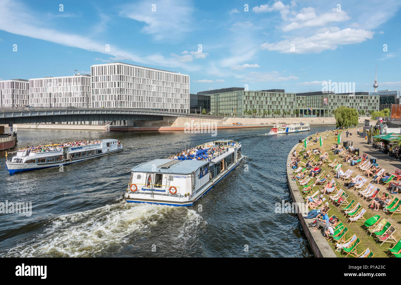 Berlin Riverside outdoor pubs at Spree river at the government quarter, Germany Stock Photo