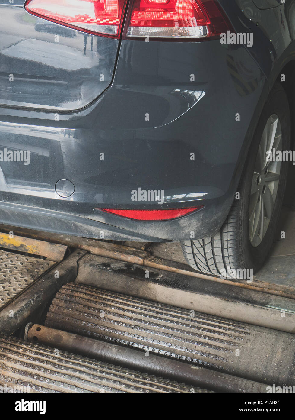Wheel alignment and balancing in auto service Stock Photo Alamy