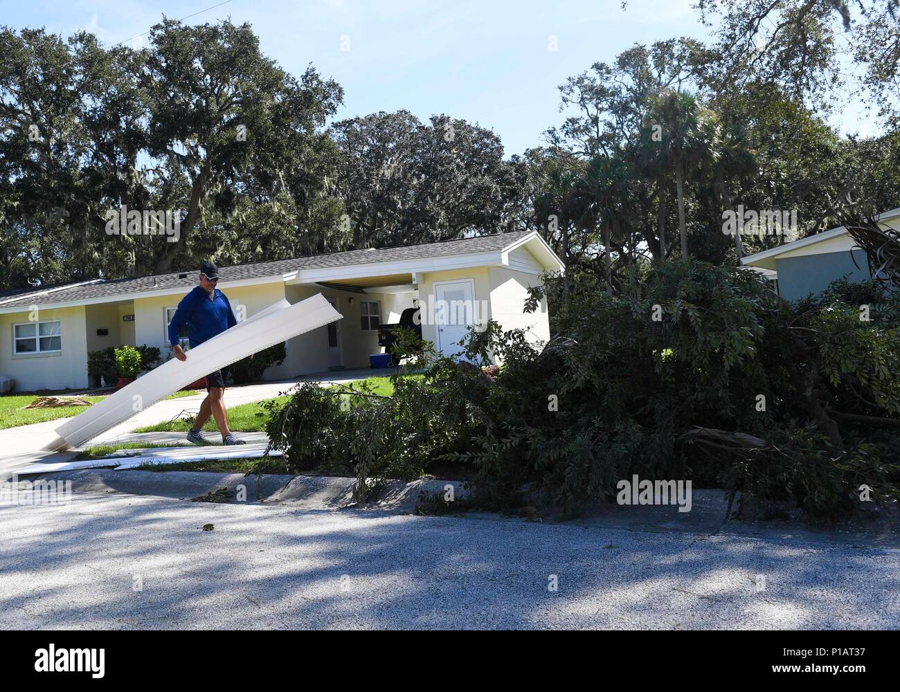 161009NTP832070 JACKSONVILLE, Fla. (Oct. 9, 2016) Master Chief Petty