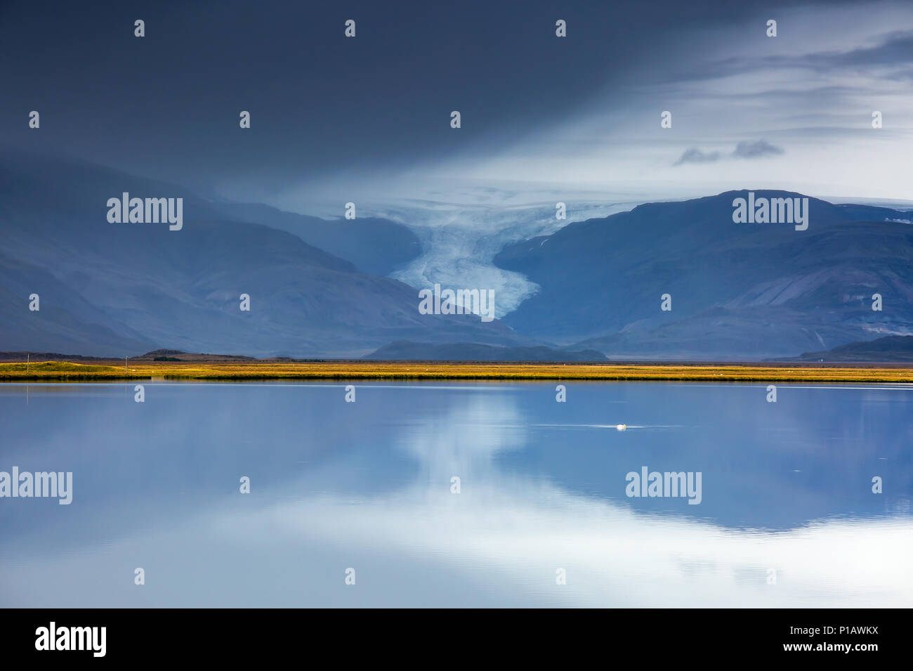 Glacier over tranquil, placid ocean, Vatnajokull, Iceland Stock Photo