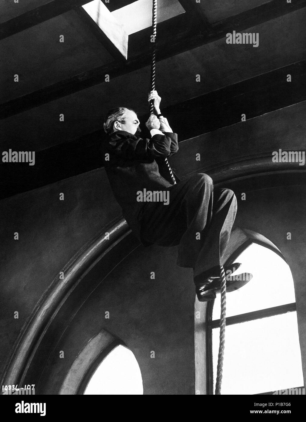 Original Film Title THE MAN WHO KNEW TOO MUCH. English Title THE MAN