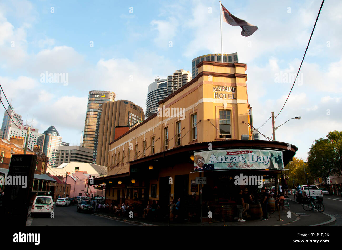 SYDNEY, AUSTRALIA - April 6, 2018: The Australian Heritage Hotel located on corner of Gloucester St & Cumberland St in "The Rocks" district of Stock Photo - Alamy