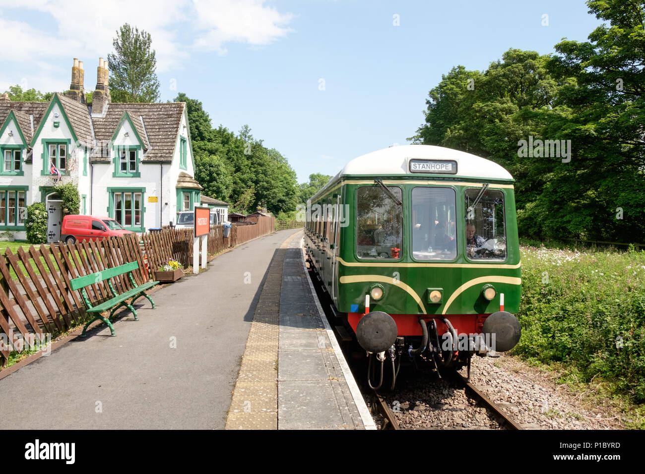 A train at the platform of Frosterley Station, on the Weardale Railway heritage branch line in County Durham, England, UK. Stock Photo