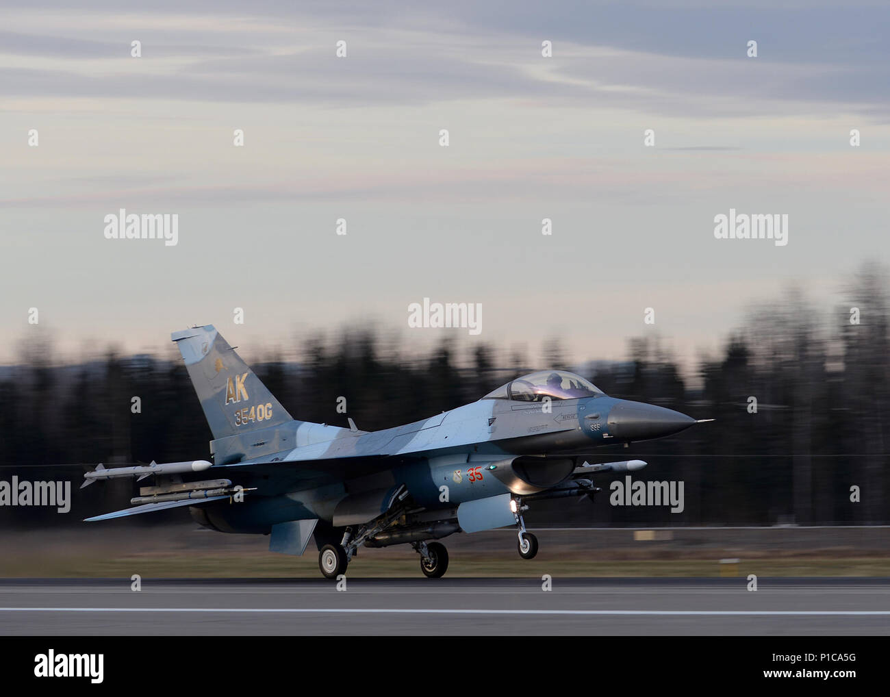 A U.S. Air Force F-16 Fighting Falcon from the 18th Aggressor Squadron ...