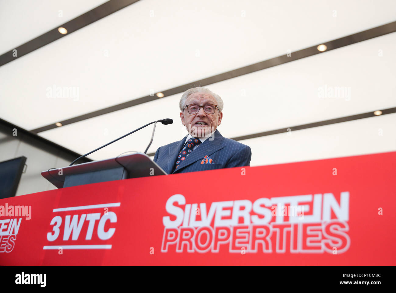 Larry silverstein hi-res stock photography and images - Alamy