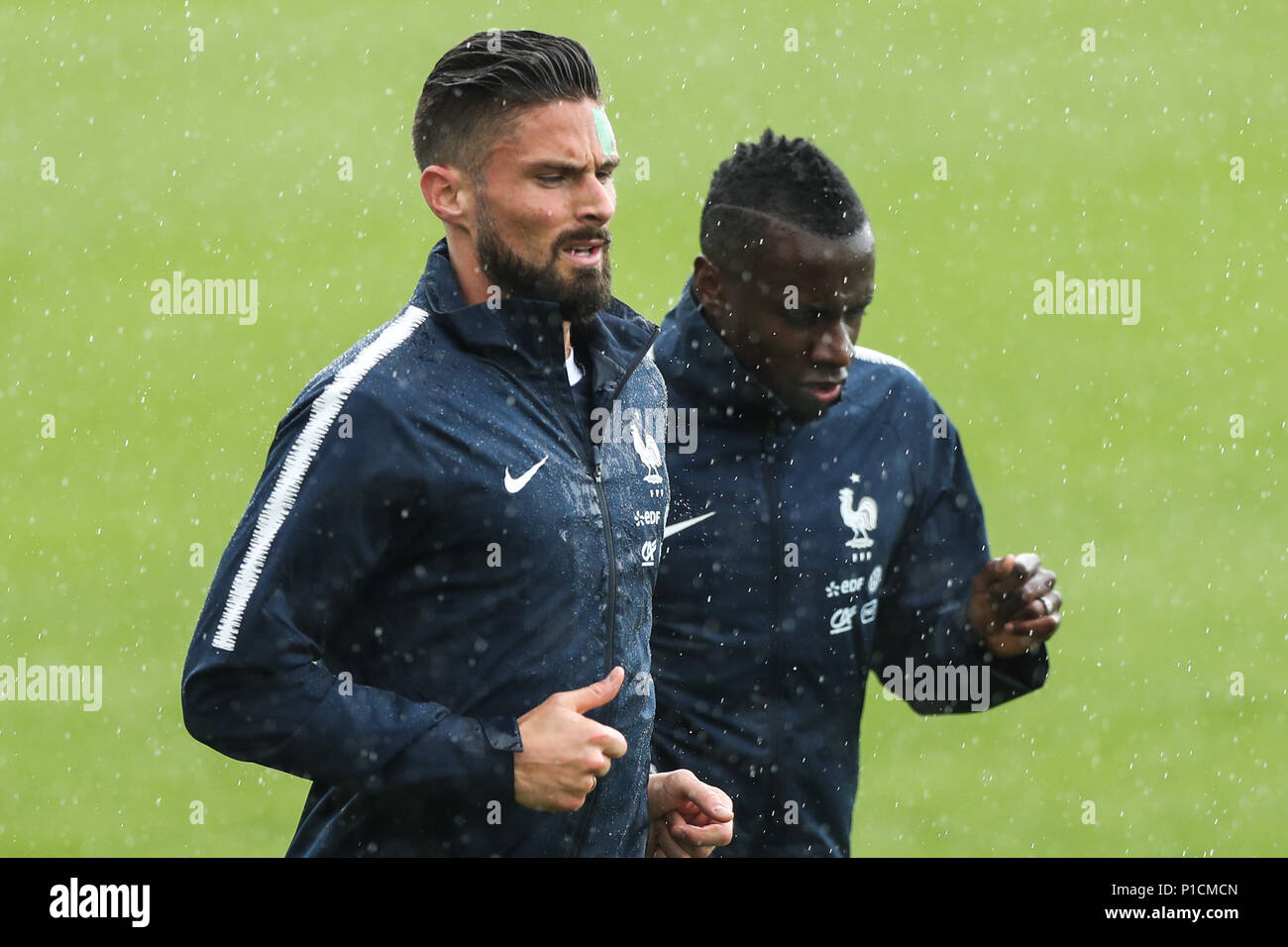 Moscow, Russia. 11th June, 2018. France's Olivier Giroud (L) attends a training session ahead of the Russia 2018 World Cup in Moscow, Russia, June 11, 2018. Credit: Wu Zhuang/Xinhua/Alamy Live News Stock Photo
