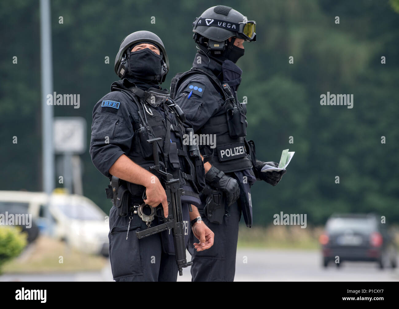 12 June 18 Germany Limbach Oberfrohna Police Officers Secure A Road In Limbach Oberfrohna Since Sunday Afternoon Police Have Been Searching The Greater Chemnitz Area For A Man Who May Be Armed Photo Hendrik 12 June 18 Germany Limbach Oberfrohna Police Officers Secure A Road In Limbach Oberfrohna Since Sunday Afternoon Police Have Been Searching The Greater Chemnitz Area For A Man Who May Be Armed Photo Hendrik