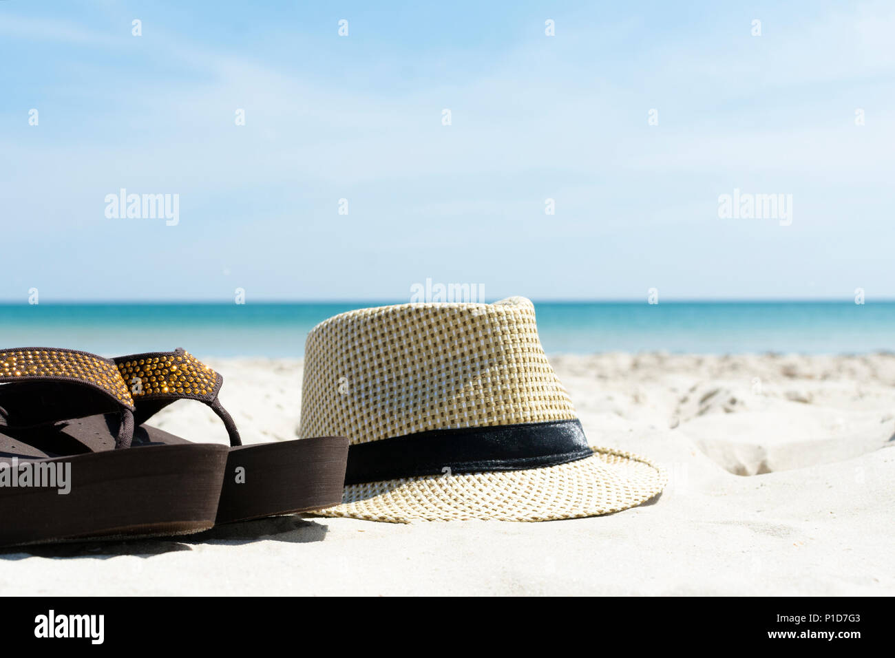 Summer hat flip flops hi-res stock photography and images - Alamy