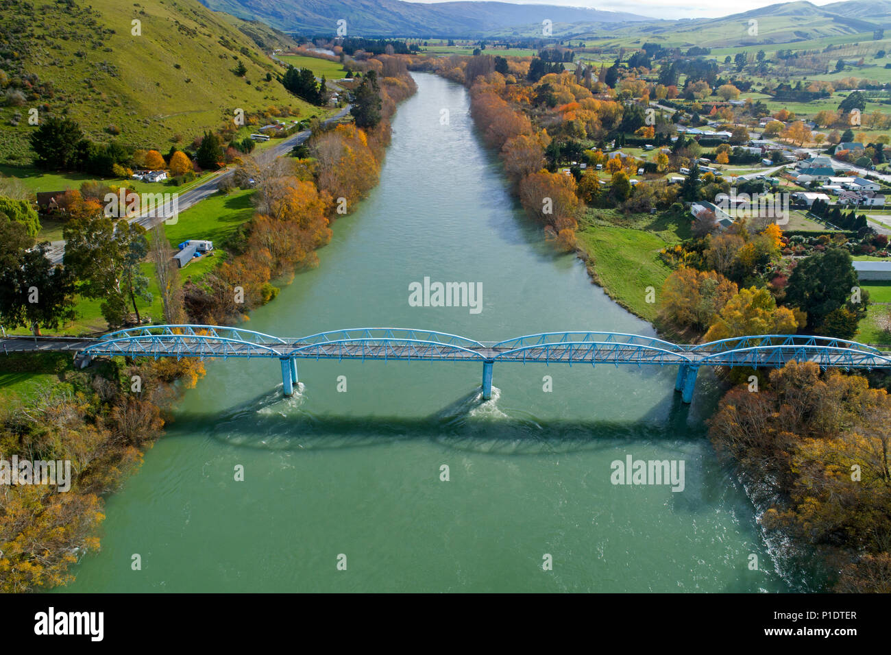 Millers Flat Bridge and Clutha River, Central Otago, South Island, New
