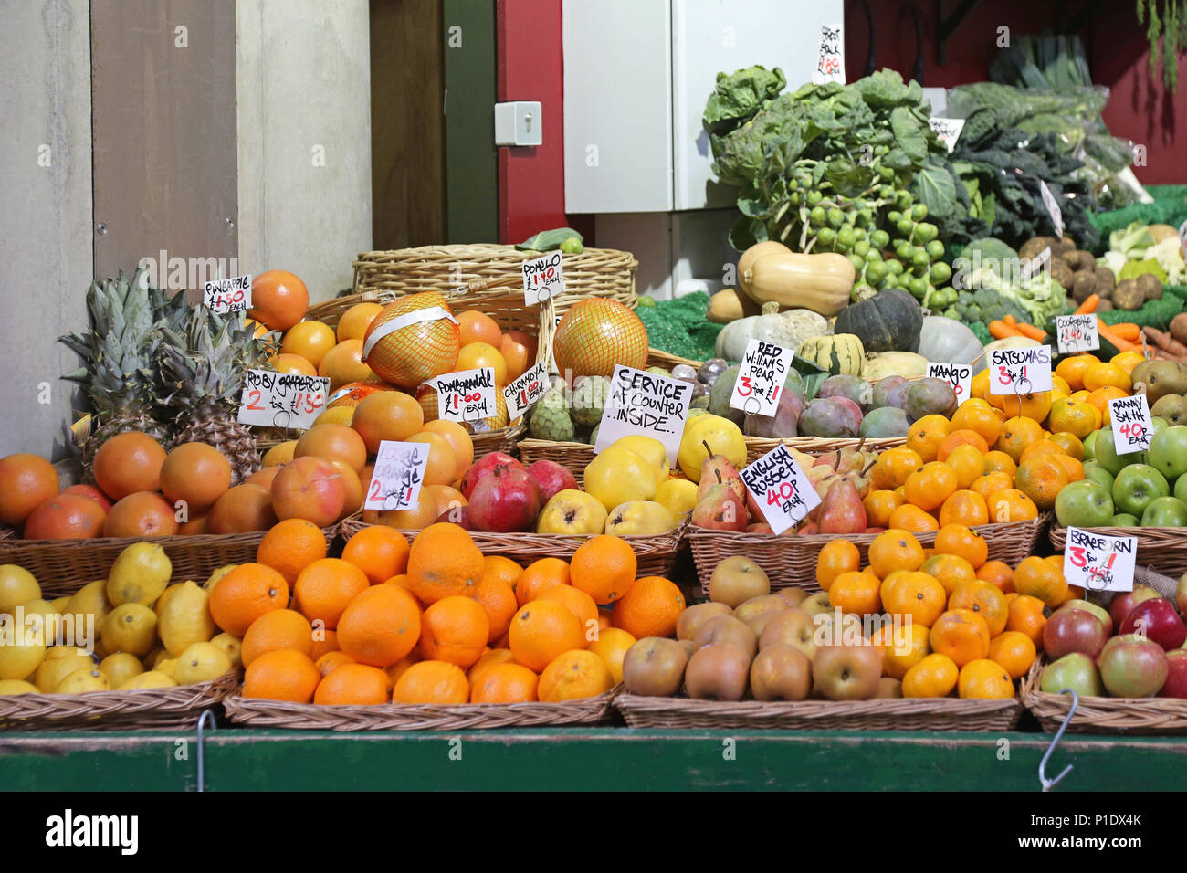 Fruits and Vegetables at Farmers Market Stall Stock Photo - Alamy