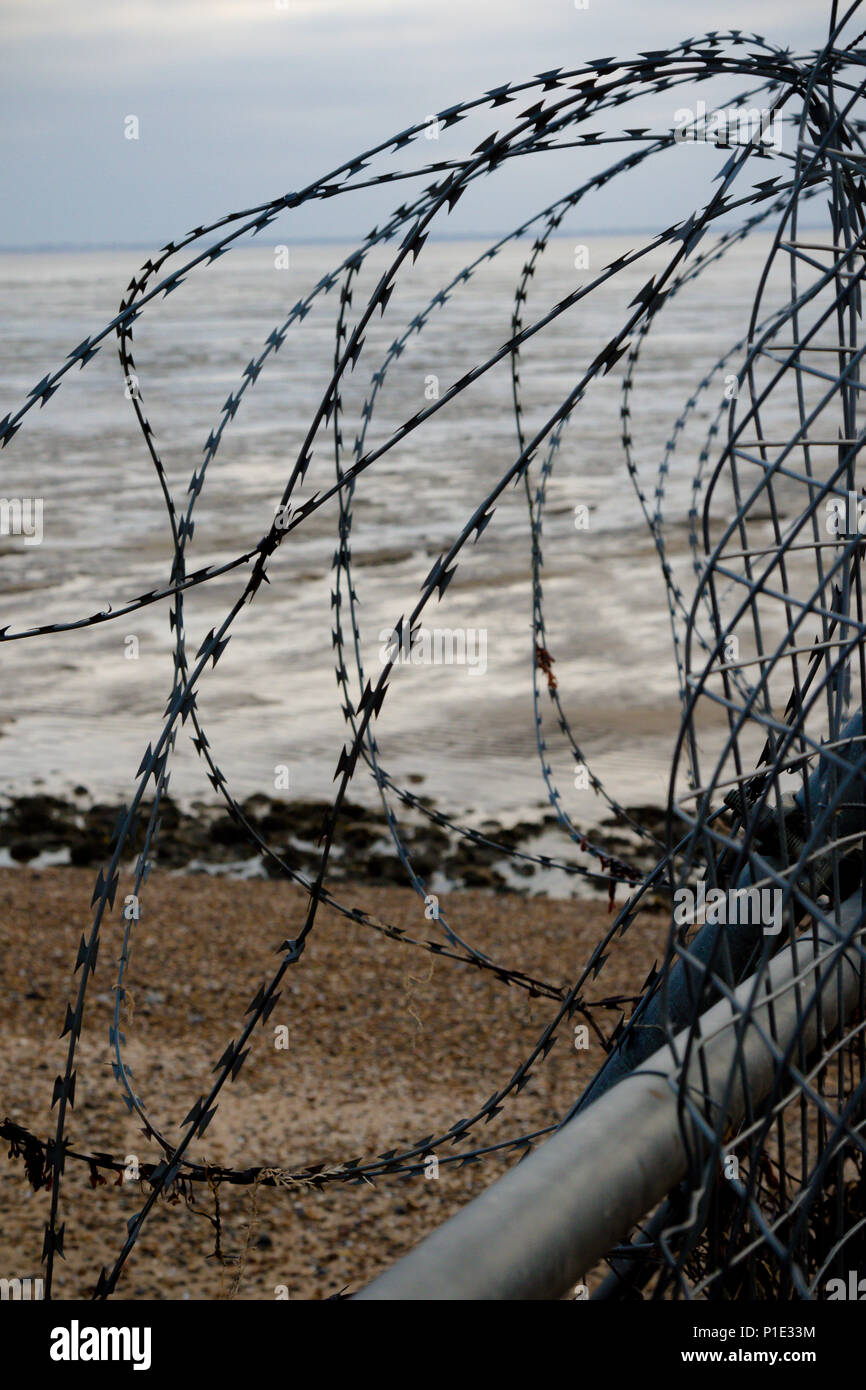 Razor wire injury hi-res stock photography and images - Alamy