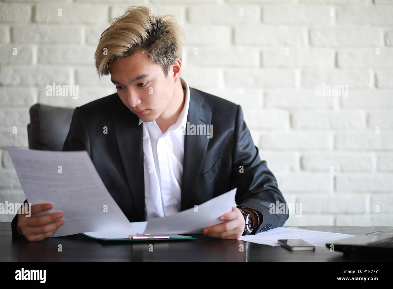 Young Asian businessman in classic white shirt and tie Stock Photo - Alamy