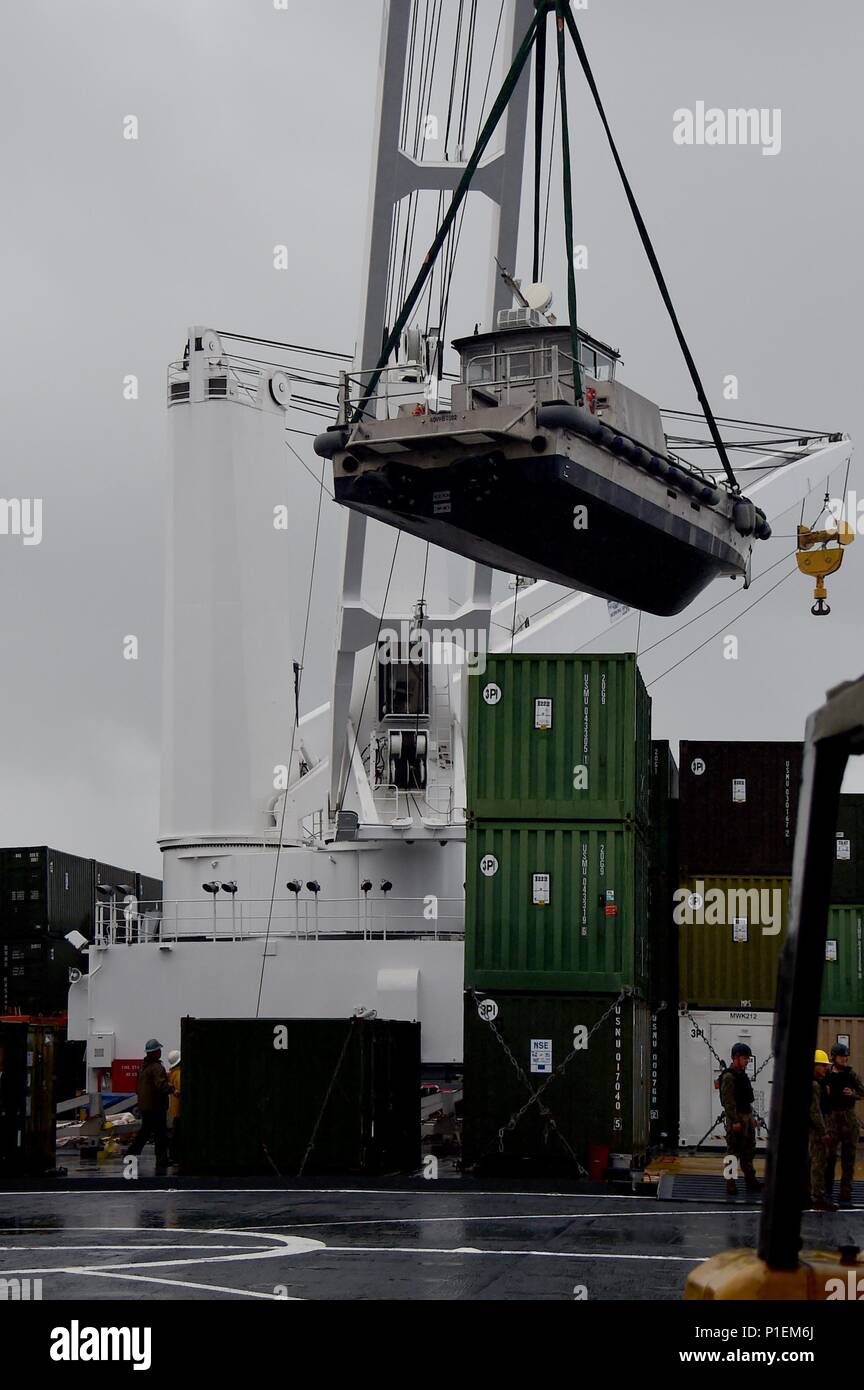 Contracted wires hires stock photography and images Alamy