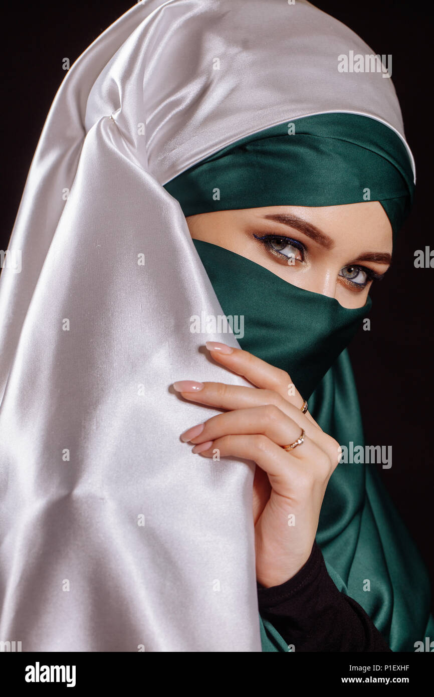 close up portrait . shy Muslim wife does't want to show her face Stock  Photo - Alamy