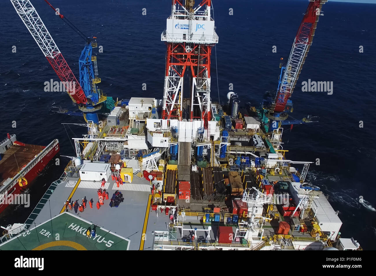 Oil and gas equipment subsea hi-res stock photography and images - Alamy