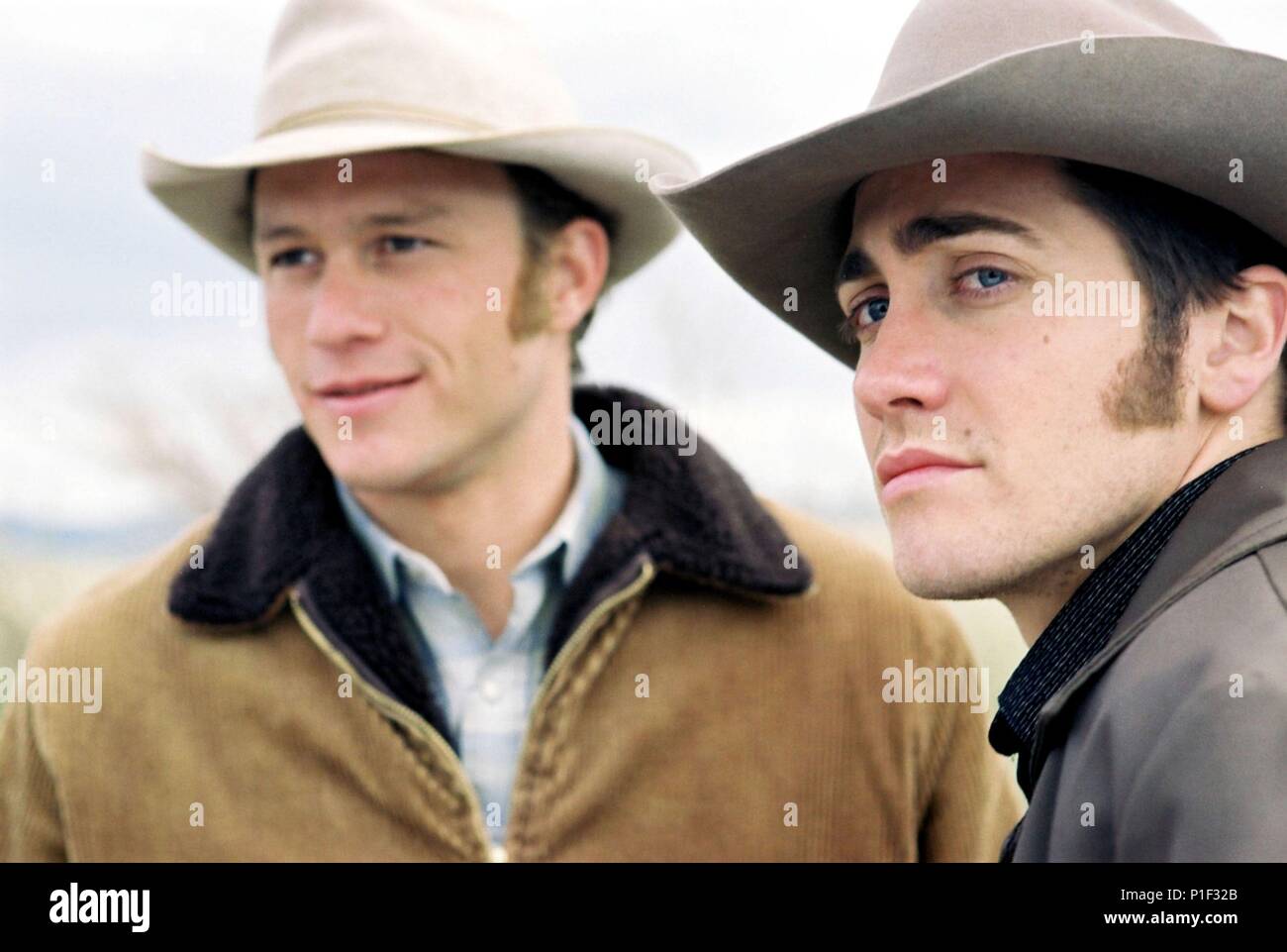 Original Film Title: BROKEBACK MOUNTAIN.  English Title: BROKEBACK MOUNTAIN.  Film Director: ANG LEE.  Year: 2005.  Stars: HEATH LEDGER; JAKE GYLLENHAAL. Credit: UNIVERSAL STUDIOS / FRENCH, KIMBERLY / Album Stock Photo