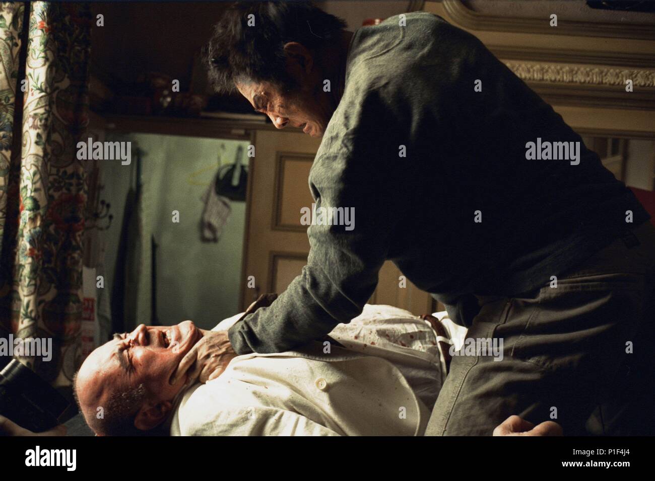 Original Film Title: DANNY THE DOG.  English Title: UNLEASHED.  Film Director: LOUIS LETERRIER.  Year: 2005.  Stars: JET LI. Credit: EUROPA CORP/DANNY THE DOG PRODS LTD./THF1 FILMS PROD/QIAN YI / Album Stock Photo