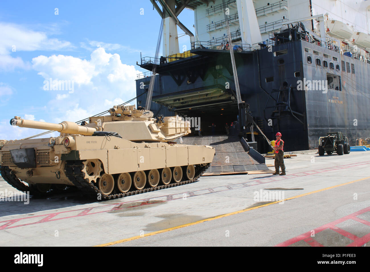 Backload hi-res stock photography and images - Alamy