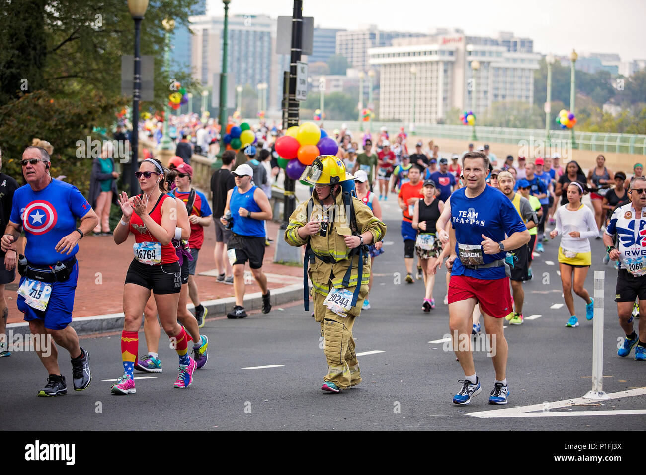 Goodwill Runner Goodwill bridges hi-res stock photography and images - Alamy