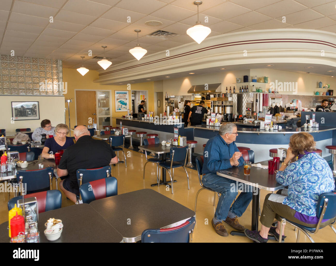 Hubbard avenue diner and bakery hires stock photography and images Alamy