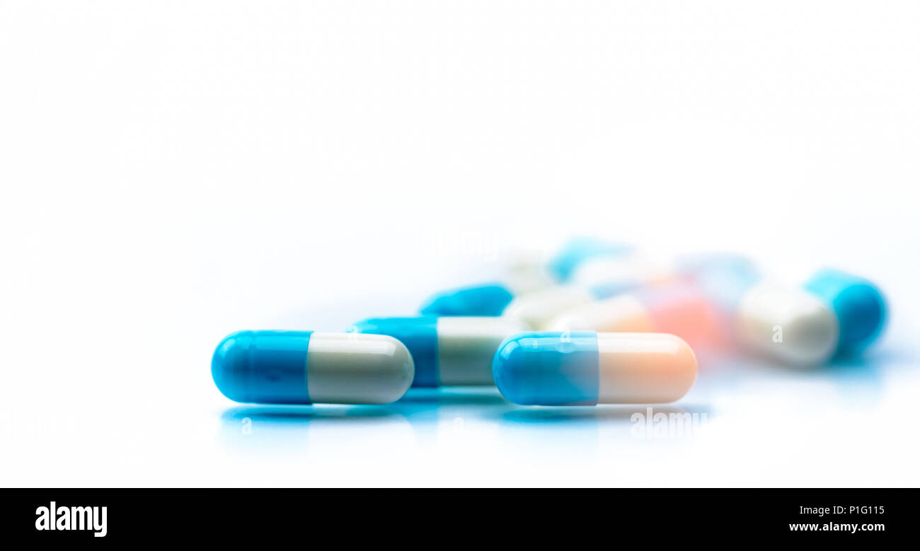 Amoxicillin pill hires stock photography and images Alamy