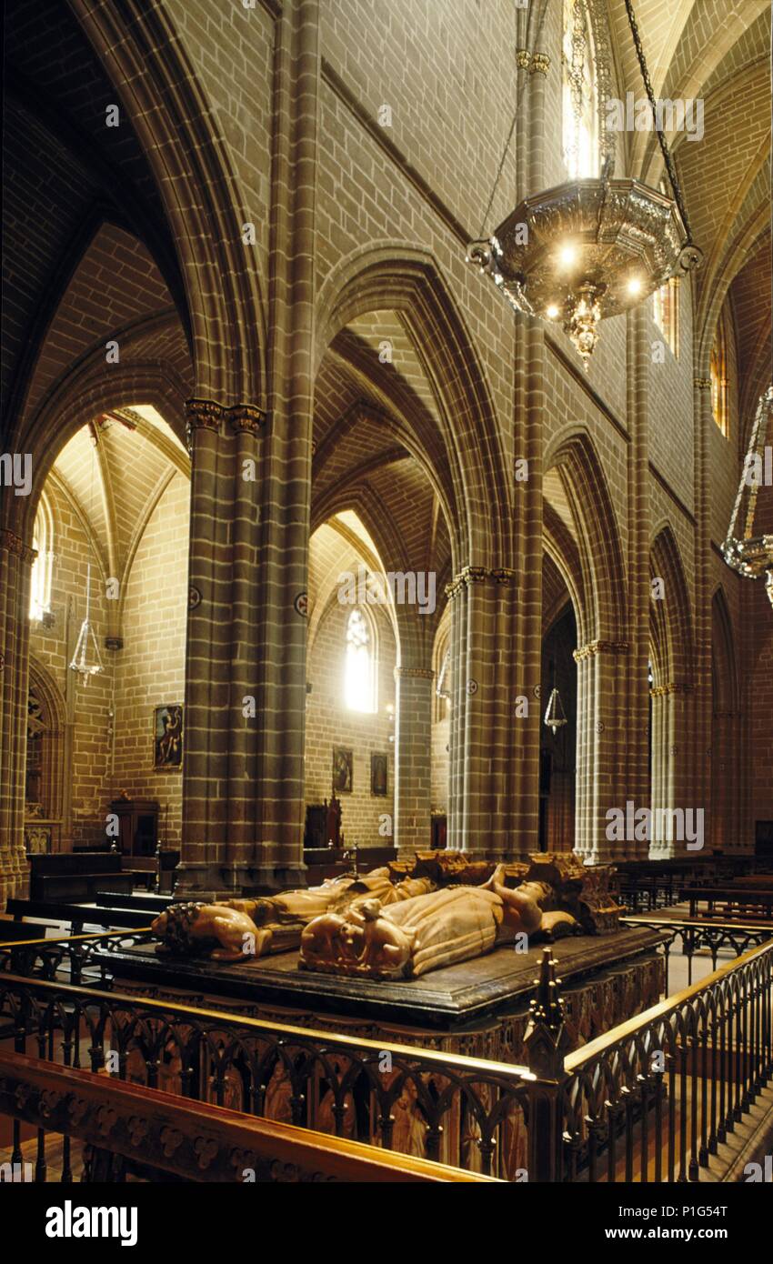 Pamplona; Catedral y sepulcro en alabastro de Carlos III (góticos). Stock Photo