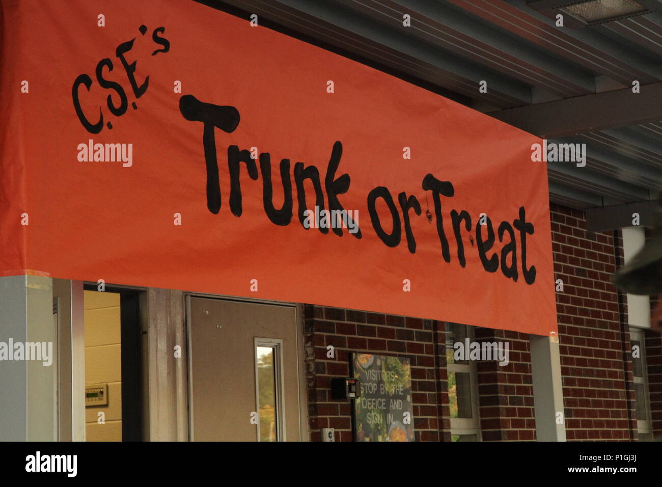 3d MCDS Soldiers and Family Programs Coordinator attend the Trunk or