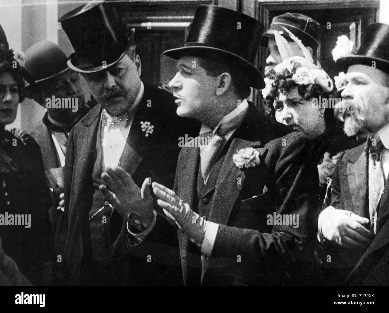 Original Film Title: UN CHAPEAU DE PAILLE D'ITALIE. English Title: HORSE  ATE THE HAT, THE. Film Director: RENE CLAIR. Year: 1928. Stars: ALBERT  PREJEAN Stock Photo - Alamy
