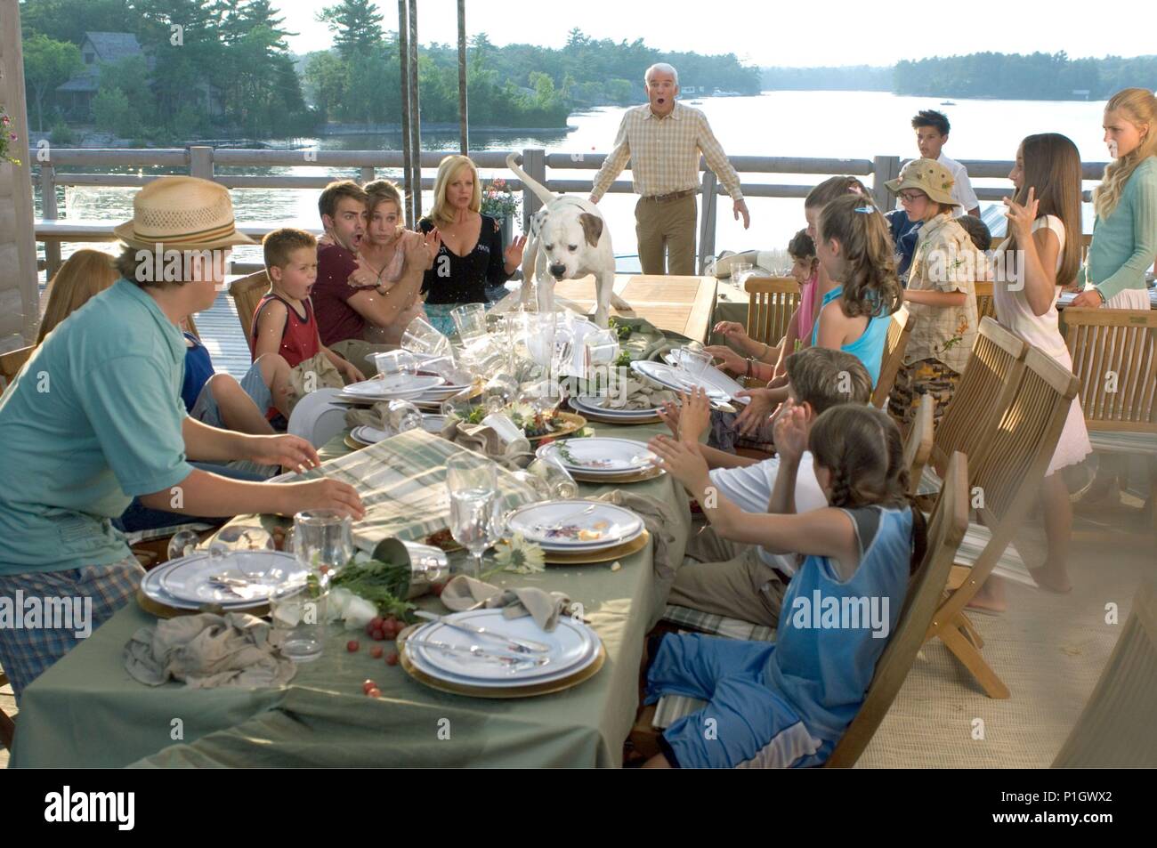 Original Film Title: CHEAPER BY THE DOZEN 2.  English Title: CHEAPER BY THE DOZEN 2.  Film Director: ADAM SHANKMAN.  Year: 2005.  Stars: STEVE MARTIN. Credit: 20TH CENTURY FOX / STRANKS, PETER / Album Stock Photo