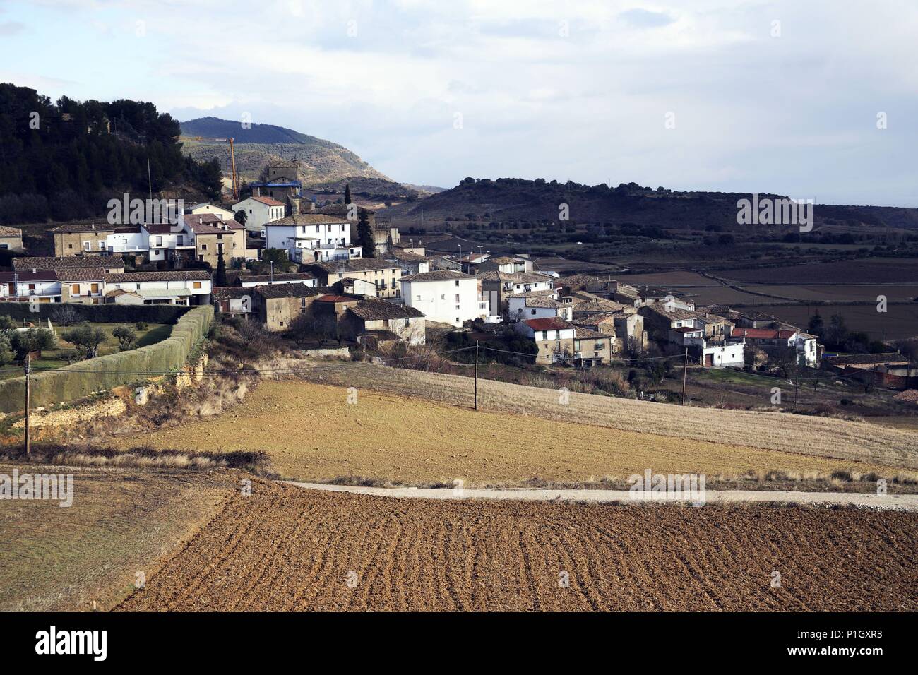 SPAIN - Tafalla (district) - NAVARRA. Eslava; vista del pueblo y paisaje. Stock Photo