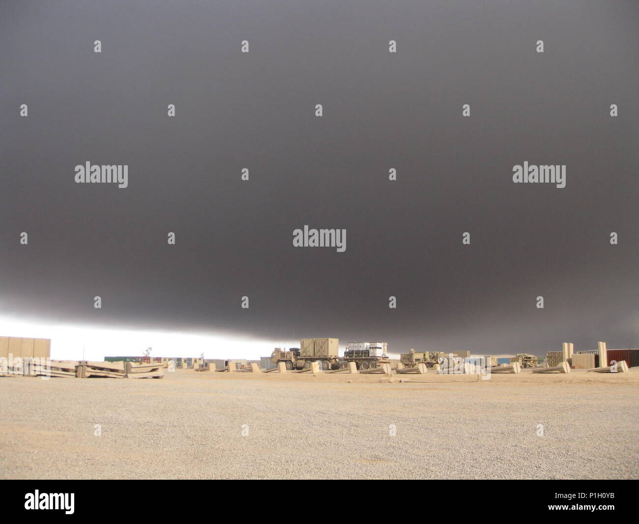 Sulphur dioxide from a fire at the Al-Mishraq sulfur plant spread over ...
