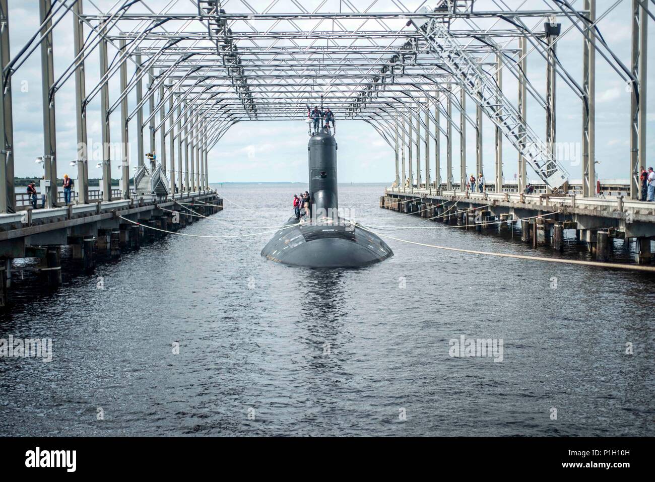 silencing hires stock photography and images Alamy