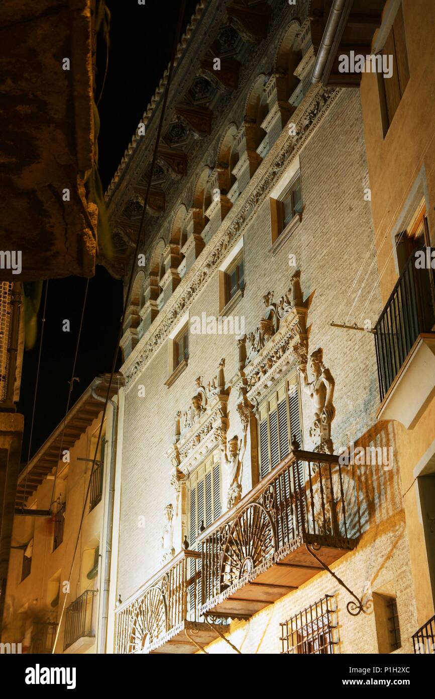 SPAIN - Las Bardenas y Tudela (district) - NAVARRA. Tudela; Casa / Palacio del Almirante en el casco histórico (renacentista del siglo XVI). Stock Photo