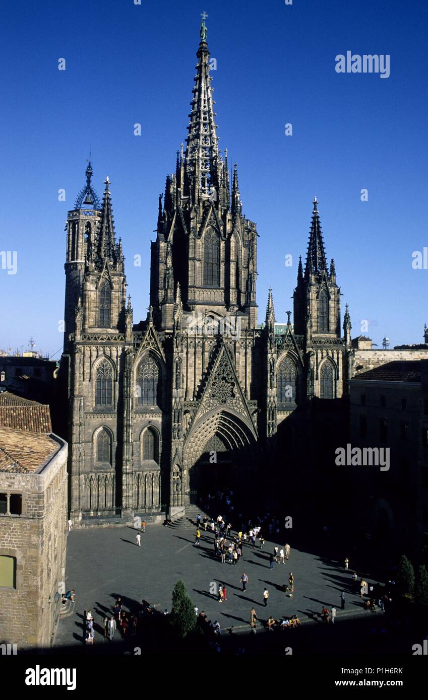 Catedral y plaza de la...; fachada, (arquitectura gótica), barrio gótico. Stock Photo