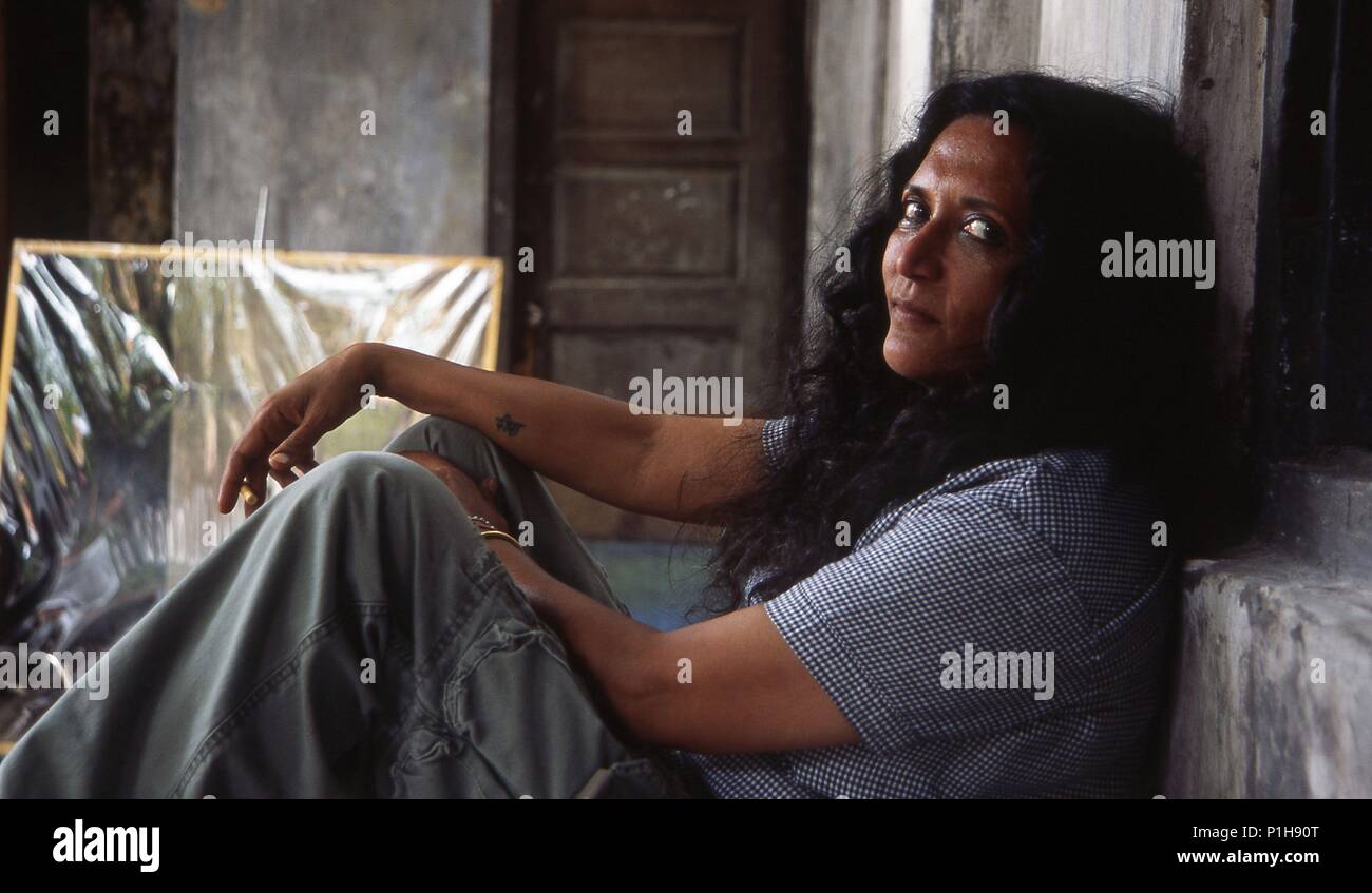 Original Film Title: WATER.  English Title: WATER.  Film Director: DEEPA MEHTA.  Year: 2005.  Stars: DEEPA MEHTA. Credit: Deepa Mehta Films/Flagship International/David Hamilton Prod / Album Stock Photo