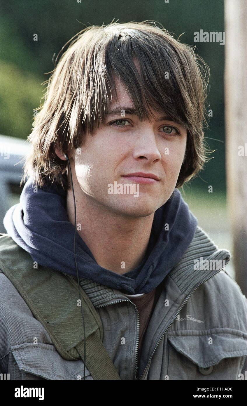 Justin chatwin hi-res stock photography and images - Alamy
