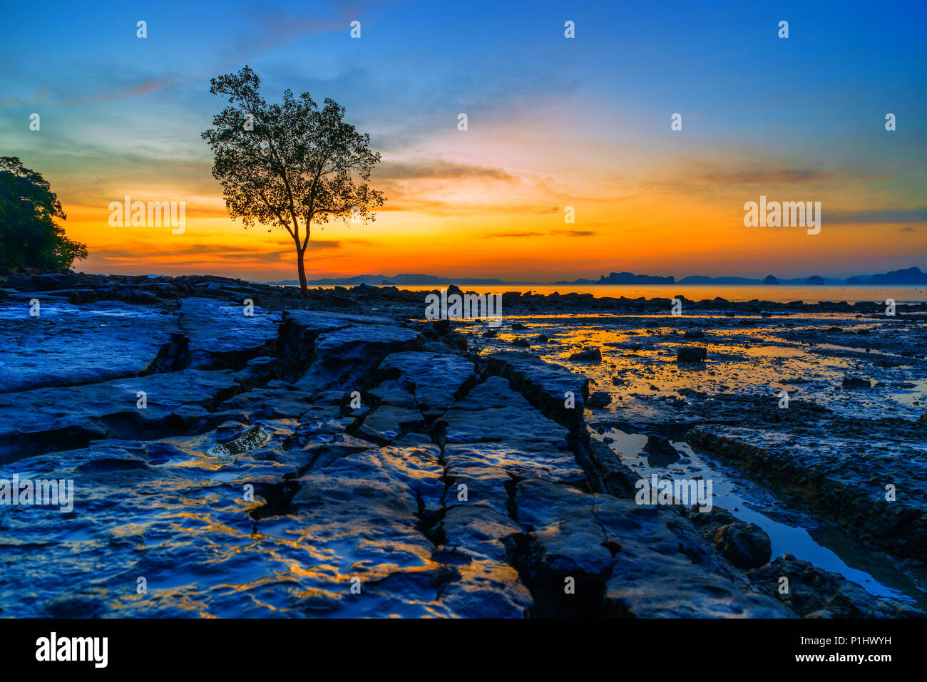 Sunset beach oahu erosion hires stock photography and images Alamy