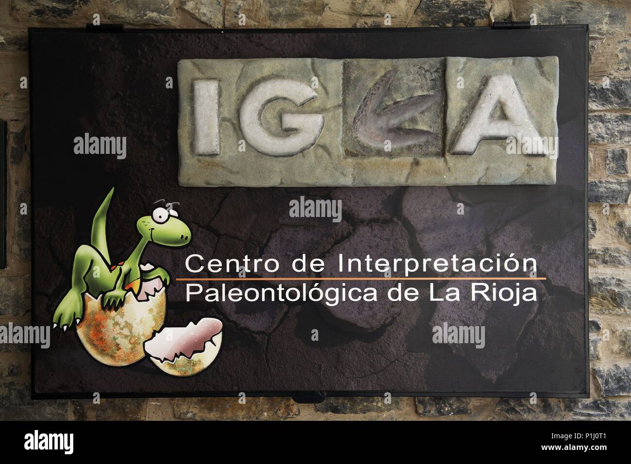 SPAIN - LA RIOJA - Tierra de Cameros (district). Igea; Centro de Interpretación Paleontológica de La Rioja, el + importante (junto al de Enciso) de la Comunidad; dinosaurios (Valle de Linares). Stock Photo