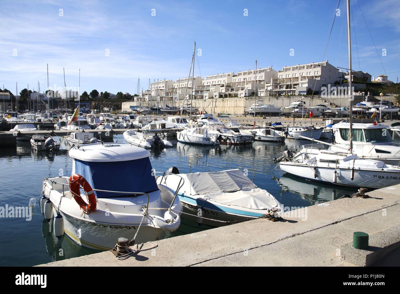 SPAIN - Catalonia - Baix Ebre (district) - TARRAGONA. L' Ametlla de Mar;  port nàutic de Calafat Stock Photo - Alamy