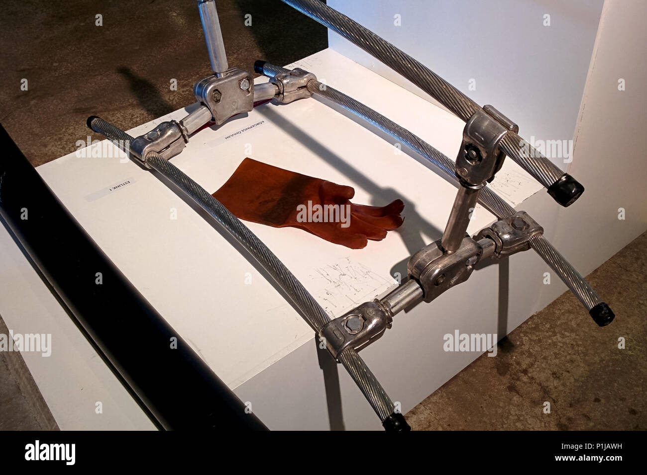 Fastening tool on ropes. Construction fixtures Stock Photo Alamy