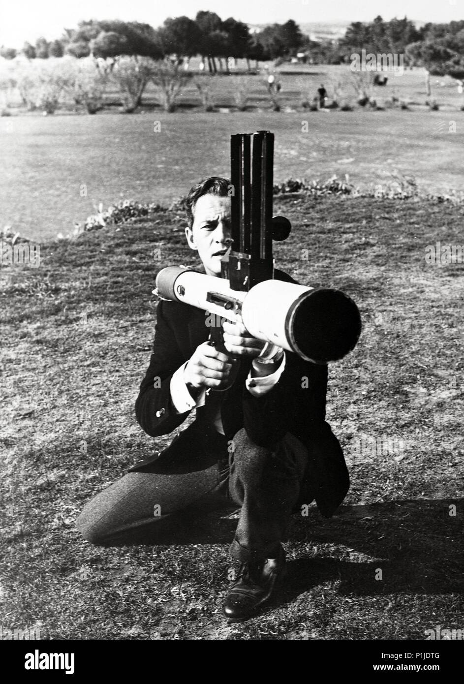 Original Film Title: SICARIO 77, VIVO O MORTO. English Title: SICARIO ...