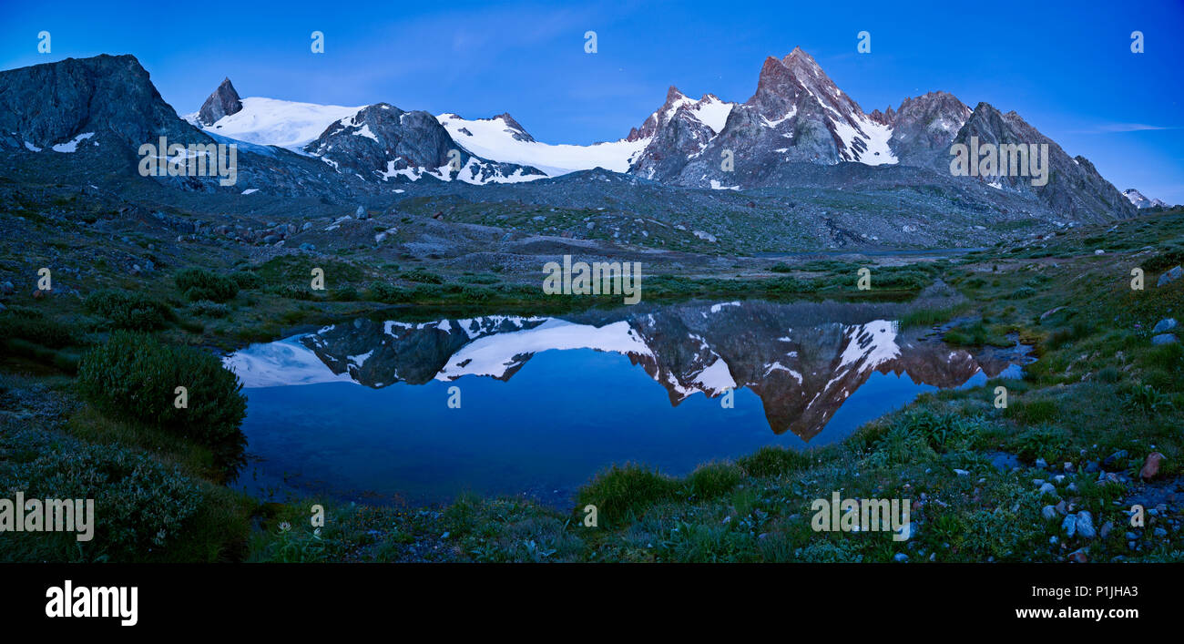 Morning mood at Lago de Rutor, Aosta Valley, Italy Stock Photo