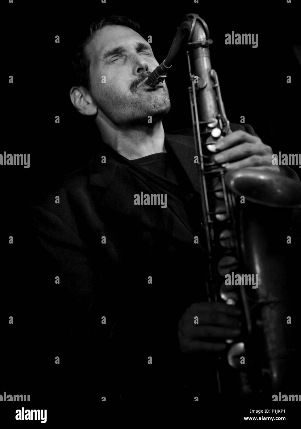 Scarborough jazz hi-res stock photography and images - Alamy